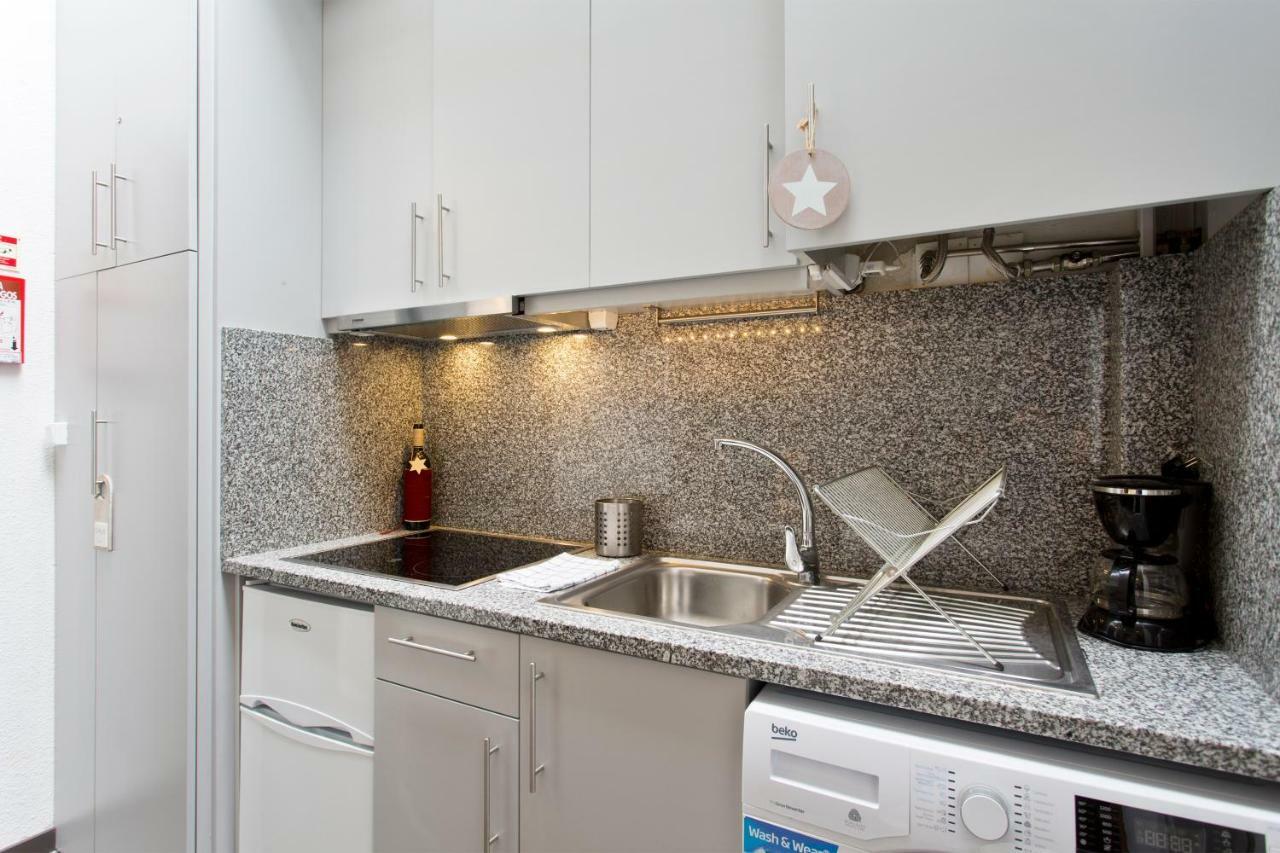 ポルトHost Wise - Cozy Quiet Flat - Trindade Stationアパートメント エクステリア 写真